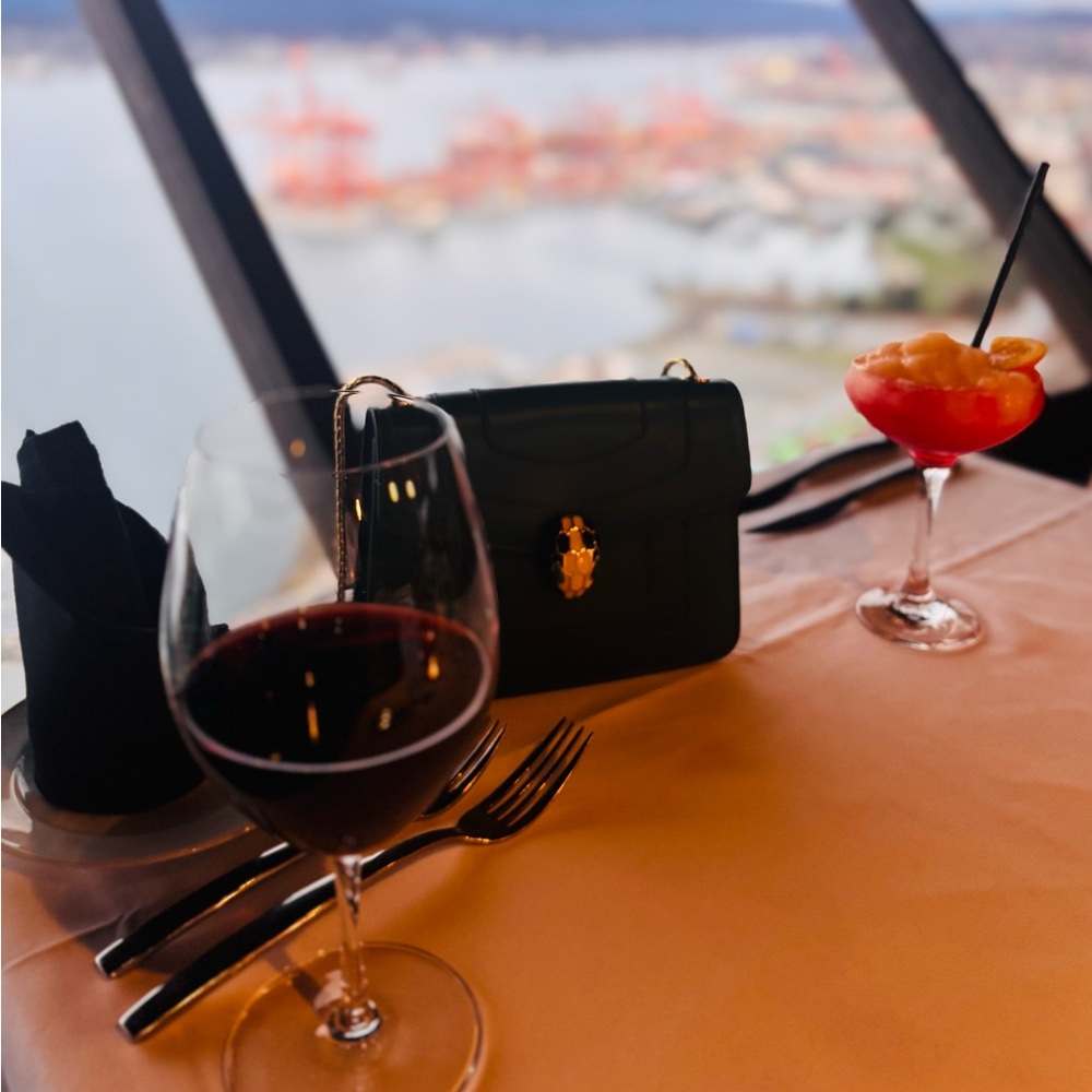 Meet your Posher, Lulu